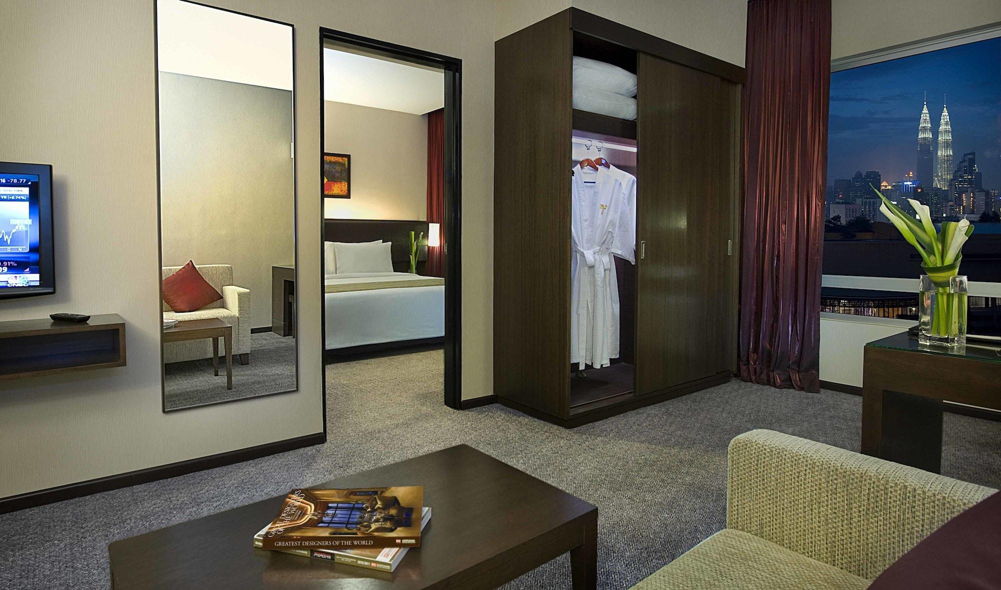 Furama Bukit Bintang, Kuala Lumpur Hotel Екстериор снимка